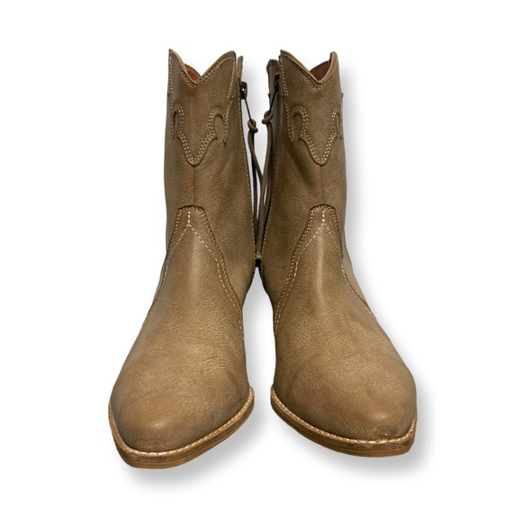 Ccocci Western Style Ankle Boot Women’s 8.5 Tan - Picture 3 of 13